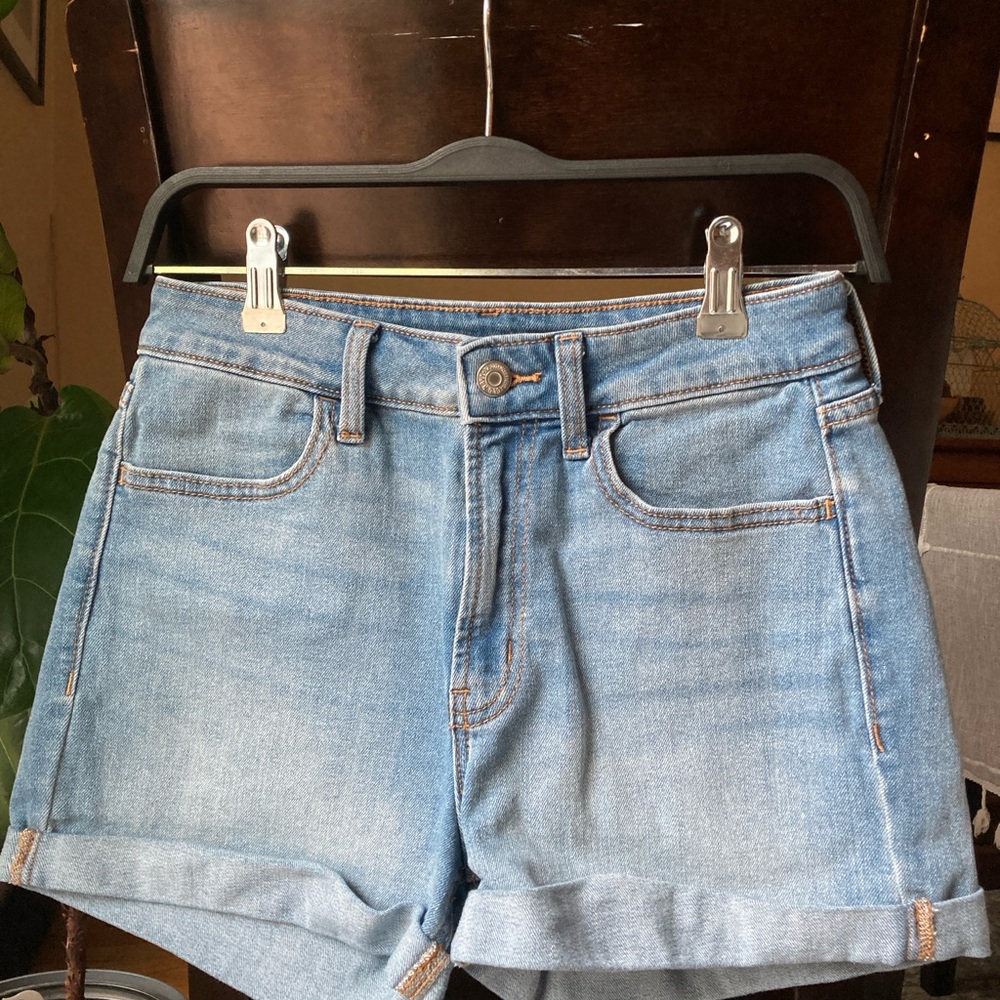 Old Navy Women’s High-Waisted Wow Jean Shorts